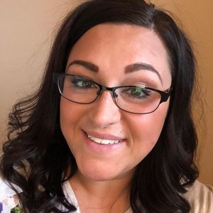 Meet your Posher, Carly